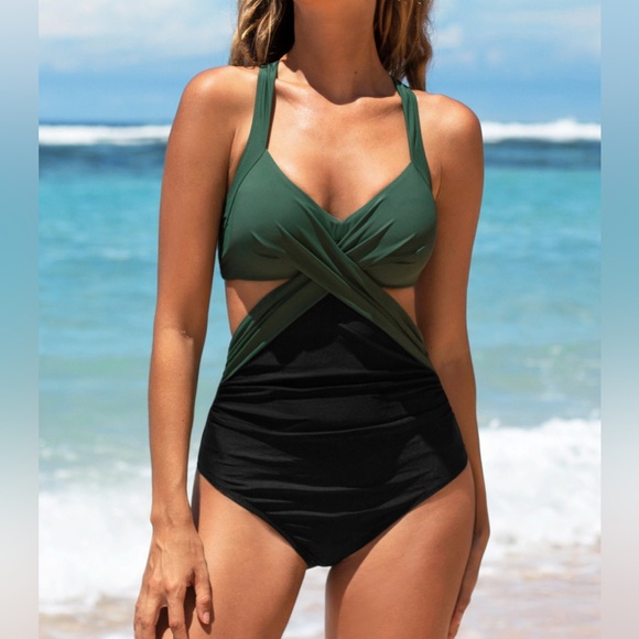 NWT Cupshe Women’s Monokini Tummy Control One Piece Swimsuit / Size Large - Picture 1 of 15